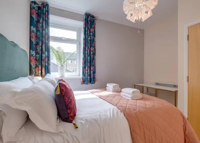 Stylish Modern Town Centre Flat